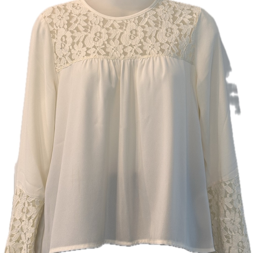 Abercrombie Fitch cream colored extra small women’s top